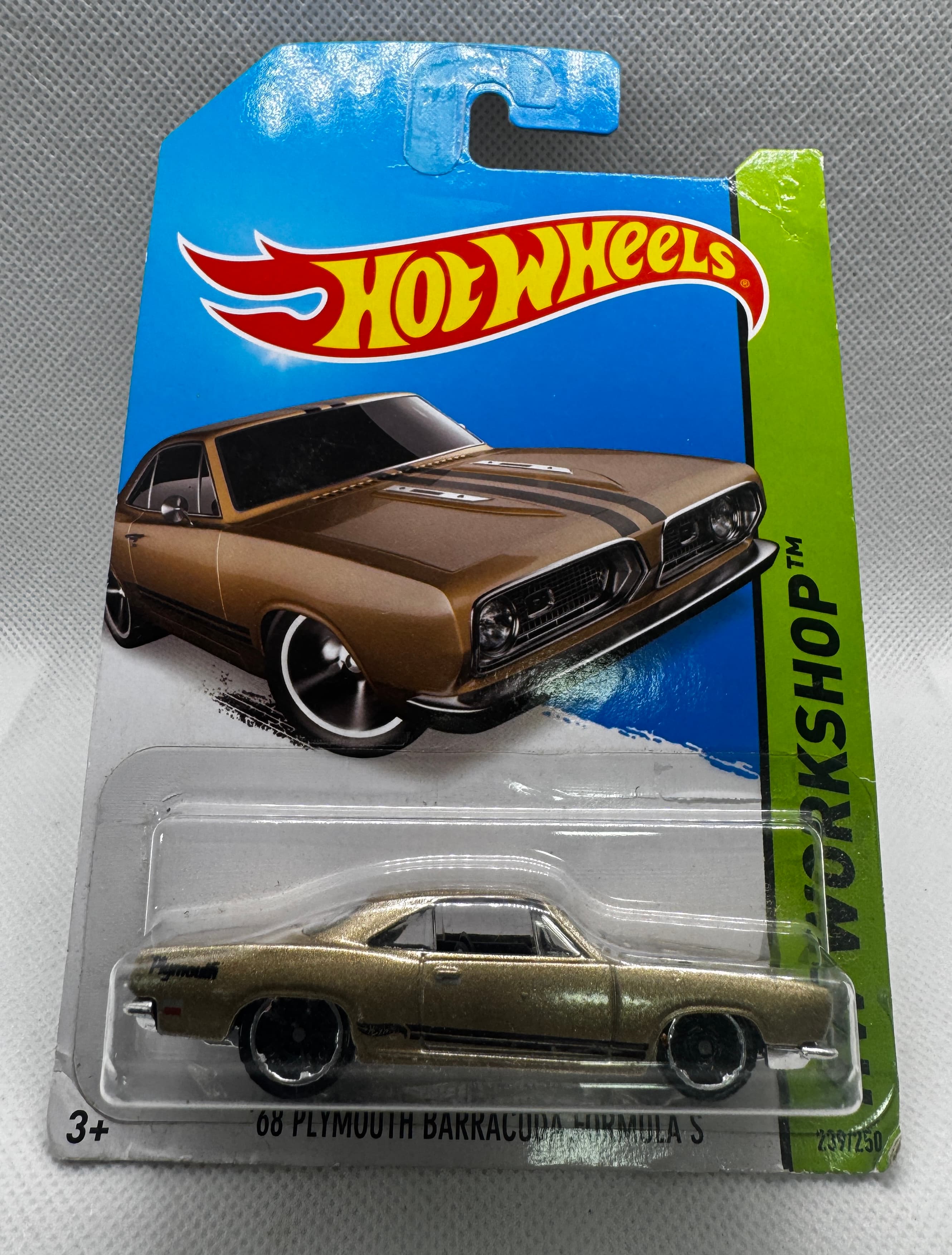 Hot Wheels 68 Plymouth Barracuda Fórmula S