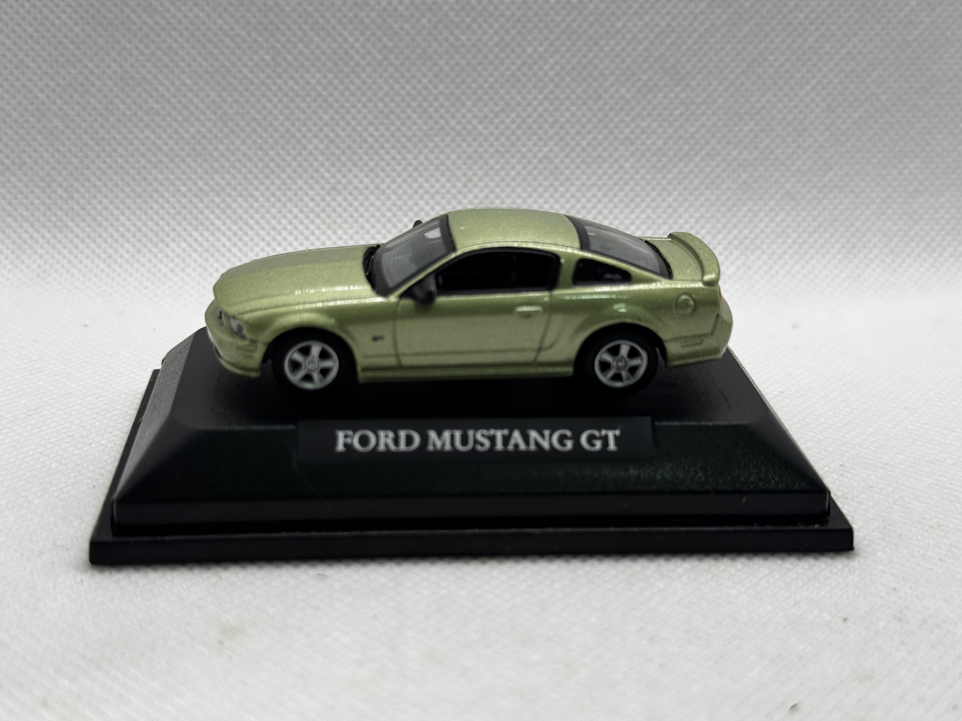 Yat Ming Mustang GT