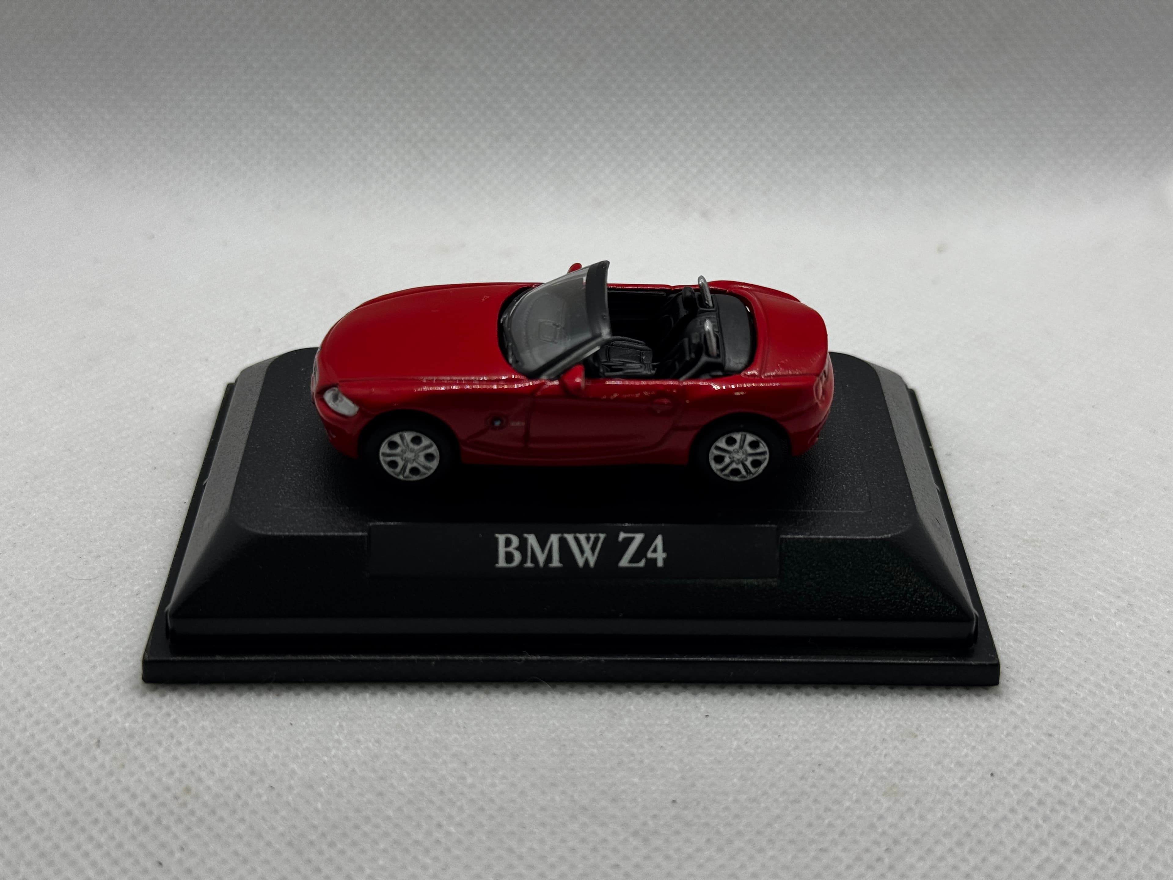 Yat Ming BMW Z4