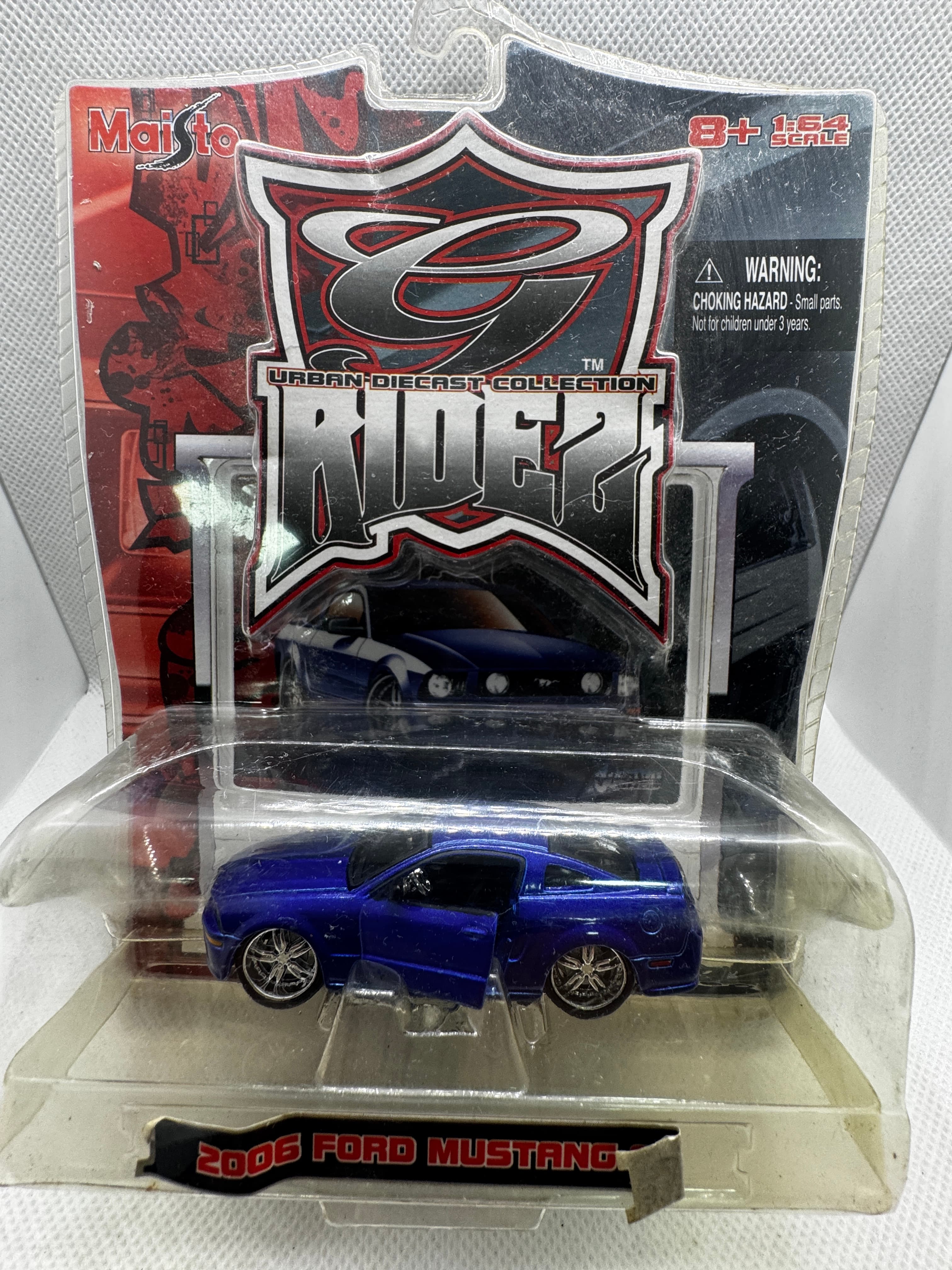 Maisto 2006 Ford Mustang GT