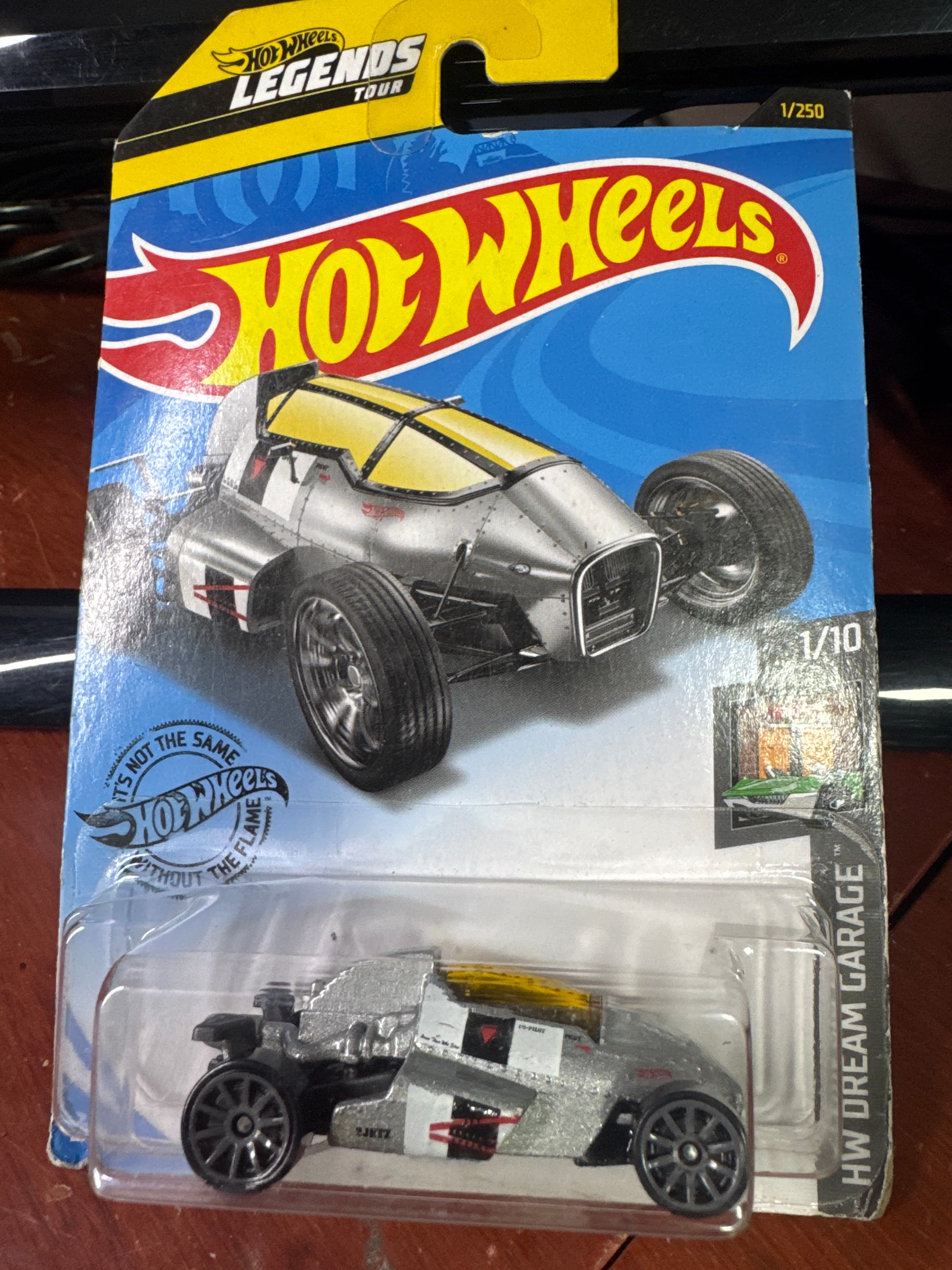 Hot Wheels 2 Jet Z